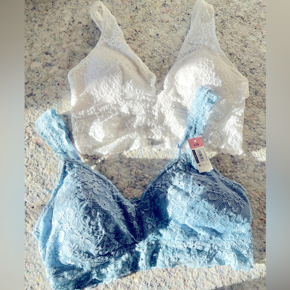 NWT bundle of 2 floral lace bralettes • large • pale blue & white • SO & No Bo